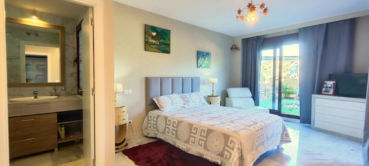Gorgeous 3 Bedrooms In Villa Natural Reserve Park! Estepona Exterior foto